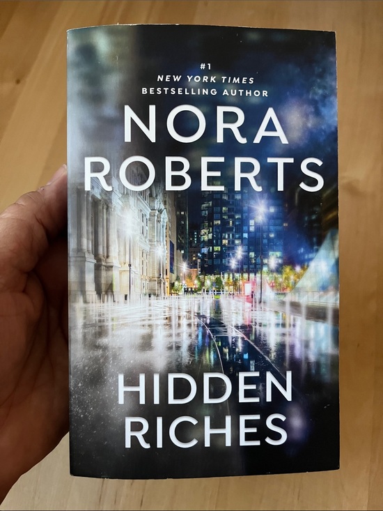 Other - Nora Roberts "Hidden Riches" Paperback Book - Blue City Cover